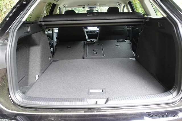 VW ゴルフヴァリアント 新型(eTSI アクティブ)