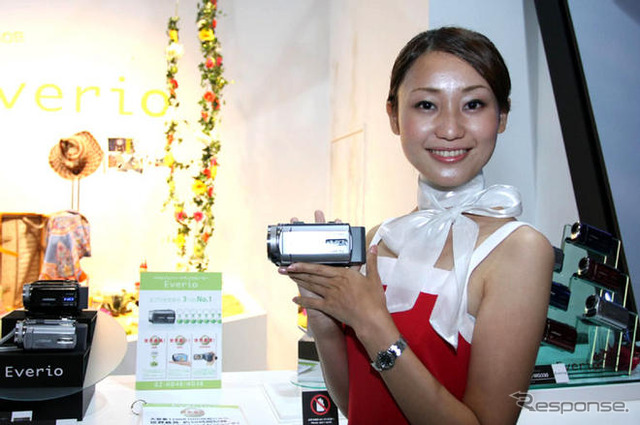 【CEATEC08】写真蔵…日本ビクター、完璧な体験