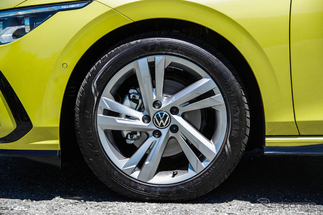 VW ゴルフヴァリアント 新型(R-Line)