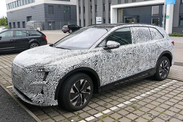 中国専売が予想されるアウディの新型電動SUVのプロトタイプ(スクープ写真)