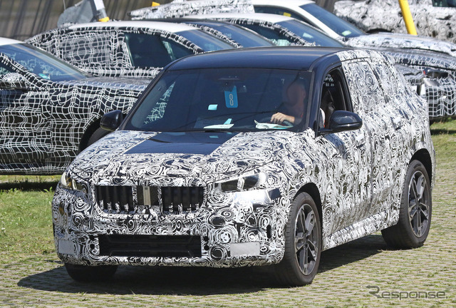 BMW X1 次期型プロトタイプ(スクープ写真)