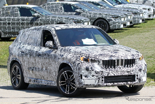 BMW X1 次期型プロトタイプ(スクープ写真)