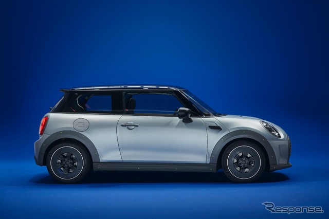 MINIのEVのワンオフモデル「STRIP」