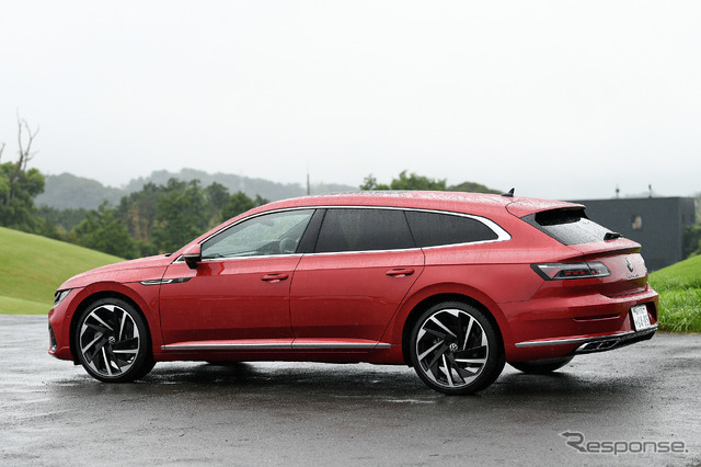 VW アルテオン シューティングブレーク(Rライン)