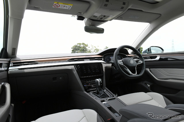 VW アルテオン(エレガンス)