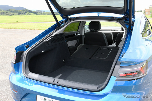 VW アルテオン(エレガンス)