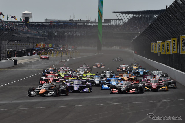 ポールポジション発進の#5 オワード(写真先頭・左端)は最終的に決勝5位。