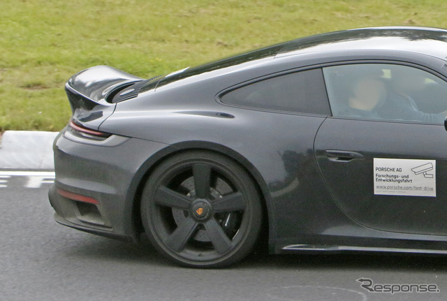 ポルシェ 911 スポーツクラシック新型プロトタイプ(スクープ写真)