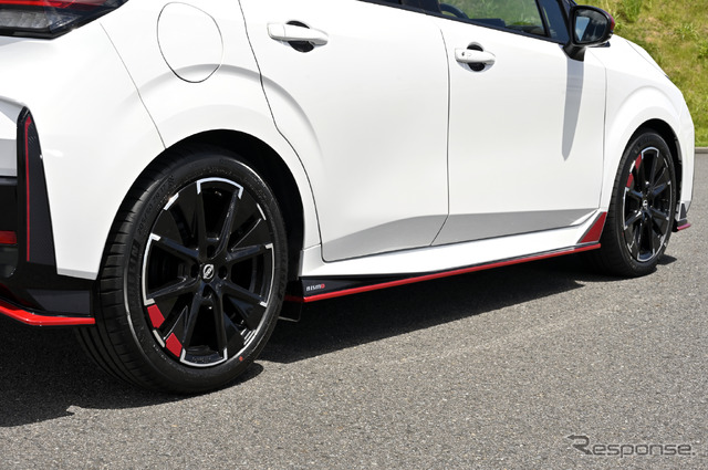 日産 ノートオーラ NISMO「NISMOパーツ」装着車