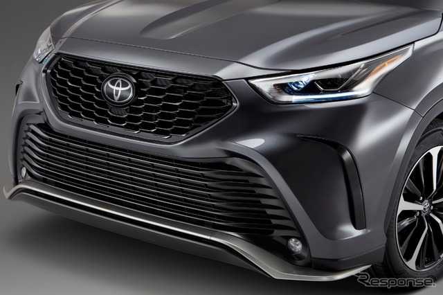 トヨタ・ハイランダー XSE(北米仕様)