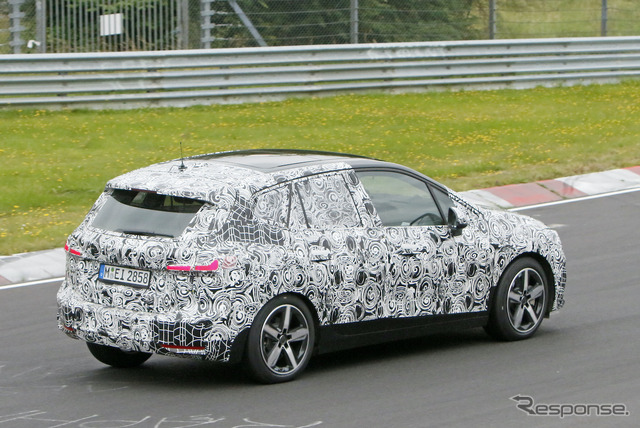 BMW 2シリーズ アクティブツアラー 次期型プロトタイプ(スクープ写真)