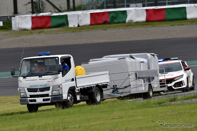スポンジバリア搬送車