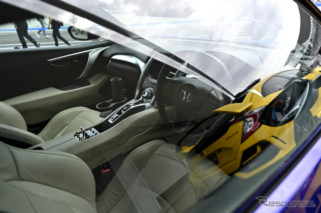 NSX レースコントロールカー