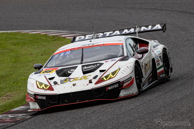 GT300クラス2位の#88 JLOC ランボルギーニ GT3(小暮卓史/元嶋佑弥)
