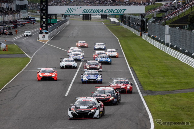決勝レーススタートシーン