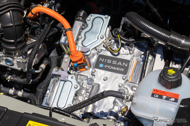 日産NOTE AURA(オーラ)e-POWER 1.3L直列3気筒エンジン搭載
