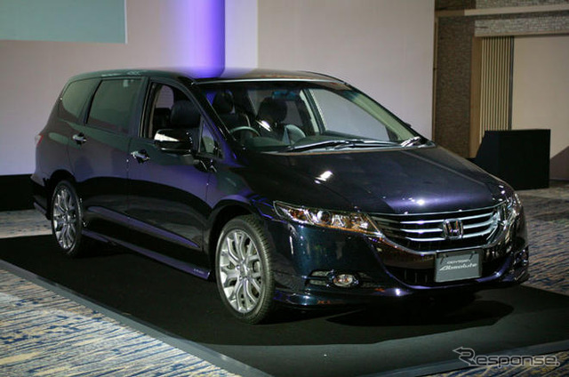 【ホンダ オデッセイ 新型発表】これからのホンダの顔---先進的で力強い
