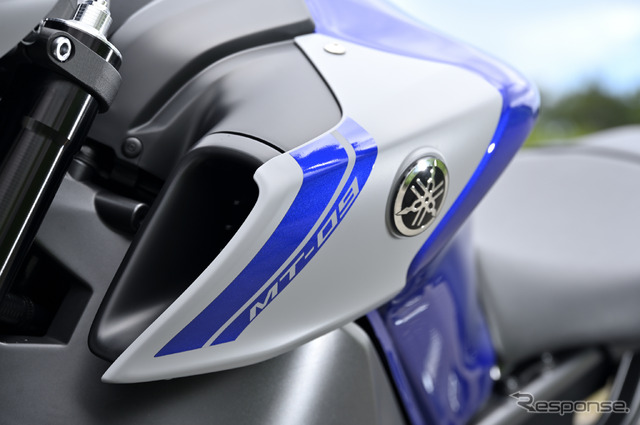 ヤマハ MT-09 STD