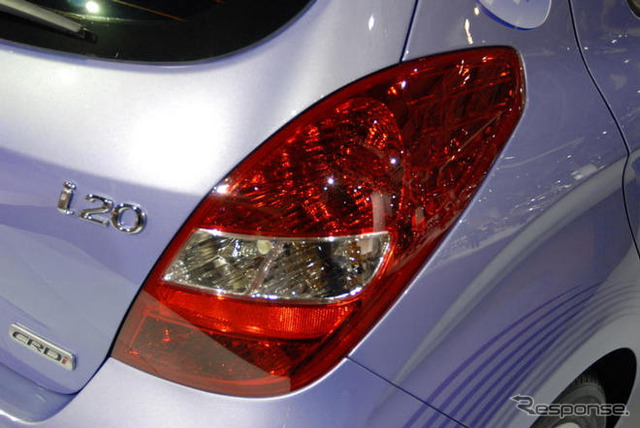 【パリモーターショー08】写真蔵…ヒュンダイ i20 Blue