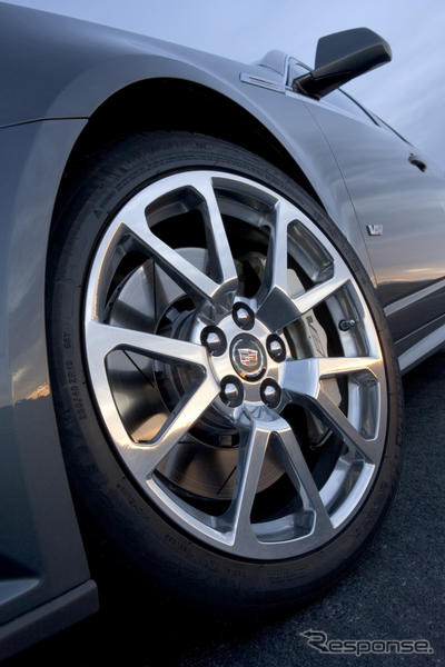 キャデラック CTS-V 09年モデル発表
