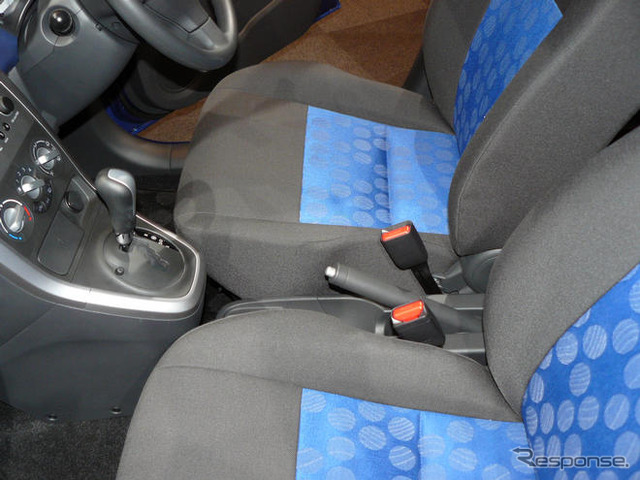 【スズキ スプラッシュ 発表】180cm＋・90kg＋にピタっと来る運転席