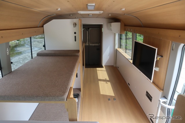 トイレ付休憩車/バス