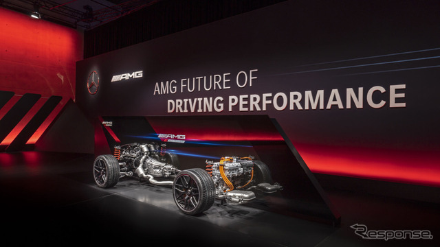 メルセデスAMG GT 4ドアクーペの「Eパフォーマンス」搭載プロトタイプ車