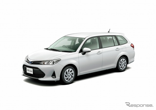 トヨタ カローラ フィールダー ハイブリッドEX