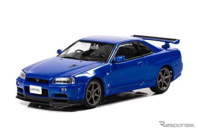 日産 スカイラインGT-R BNR34 VスペックII（ベイサイドブルー）