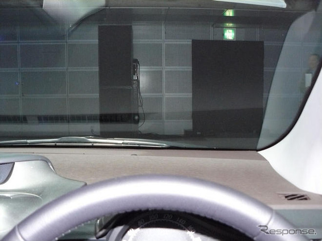 【トヨタ iQ 発表】運転席は180cm＋・90kg＋でも問題なし