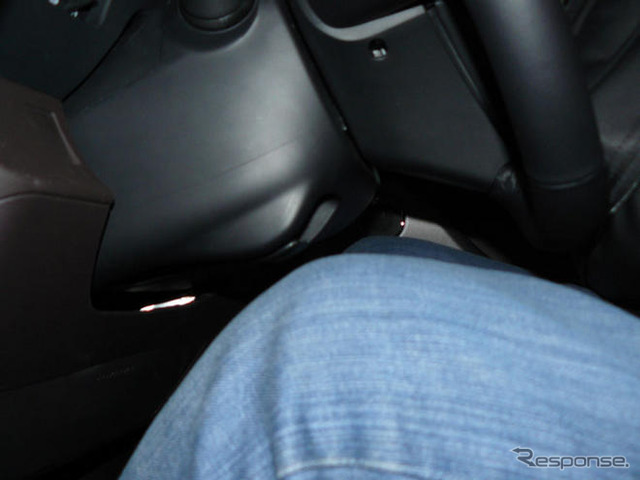【トヨタ iQ 発表】運転席は180cm＋・90kg＋でも問題なし