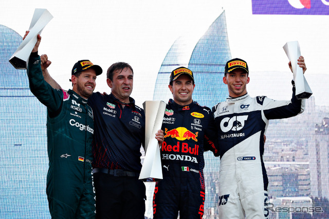 今季のアゼルバイジャンGPで3位に入ったガスリー(右端)。