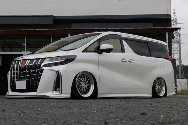 トヨタ アルファードへオーディオ装着。car audio newcomer! (オーナー・小向悠太さん) by ingraph 後編