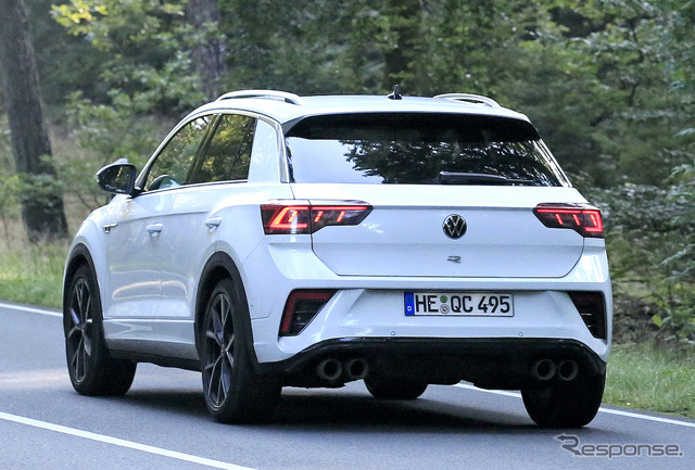 VW T-Roc R 改良新型プロトタイプ(スクープ写真)