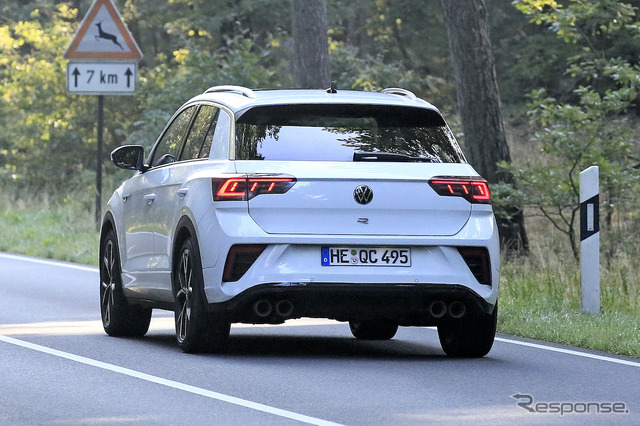 VW T-Roc R 改良新型プロトタイプ(スクープ写真)