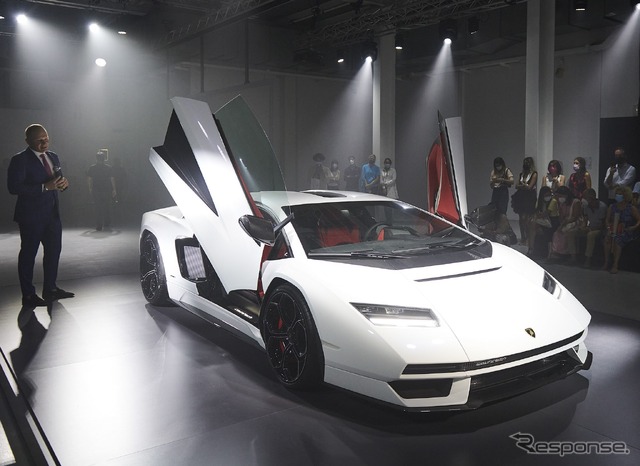 ランボルギーニ・カウンタック LPI 800-4(ミラノデザインウィーク2021)