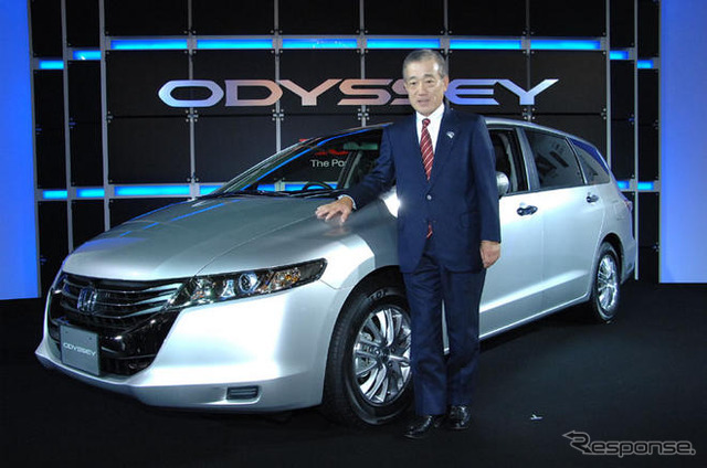 【ホンダ オデッセイ 新型発表】ステイン・アライブ、G. クルーニー、レガシィ