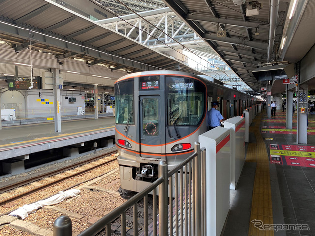 9月13日、駅ホームのほか駅間も5Gエリアに入った大阪環状線。