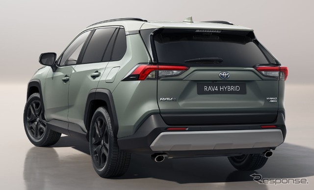 トヨタ RAV4 の2022年モデル（欧州仕様）