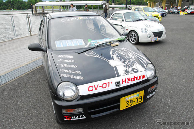 痛車写真蔵…初音ミク グラフィックス 30枚