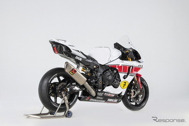 60周年記念カラーの「YZF-R1」