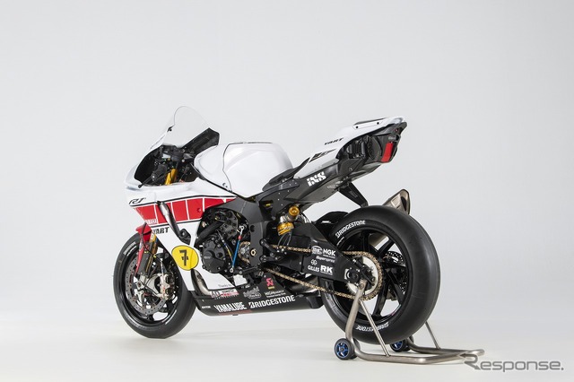 60周年記念カラーの「YZF-R1」