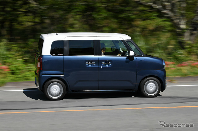 スズキ ワゴンR スマイル(ハイブリッドX 2WD)