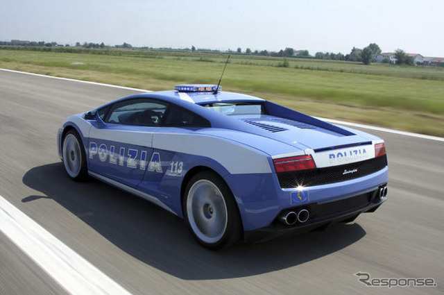【写真蔵】史上最速のパトカー…ランボルギーニ ガヤルドLP560-4