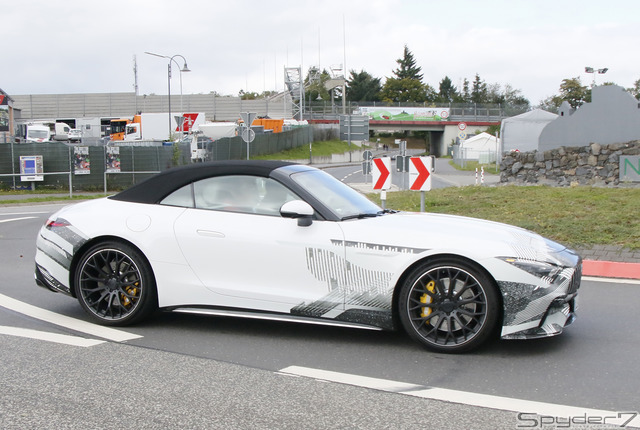 メルセデス AMG SL 次世代型 プロトタイプ　スクープ写真