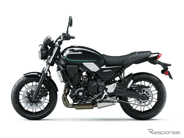 カワサキ Z650RS（メタリックスパークブラック）