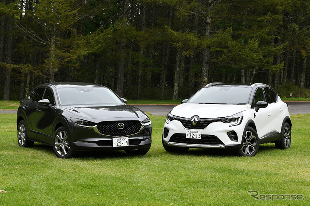 マツダ CX-30(左)とルノー キャプチャー INTENS Tech Pack