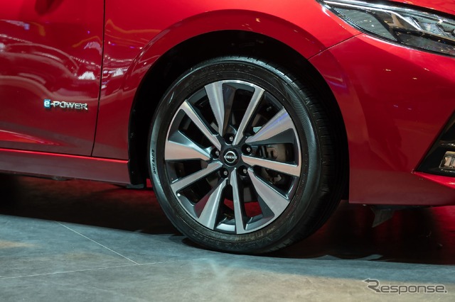 日産 e-POWER シルフィ