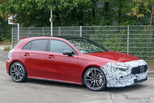 メルセデスAMG A35 改良新型(スクープ写真)