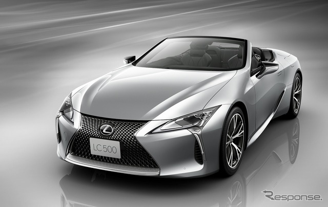 レクサス LC500コンバーチブル(ソニックイリジウム)